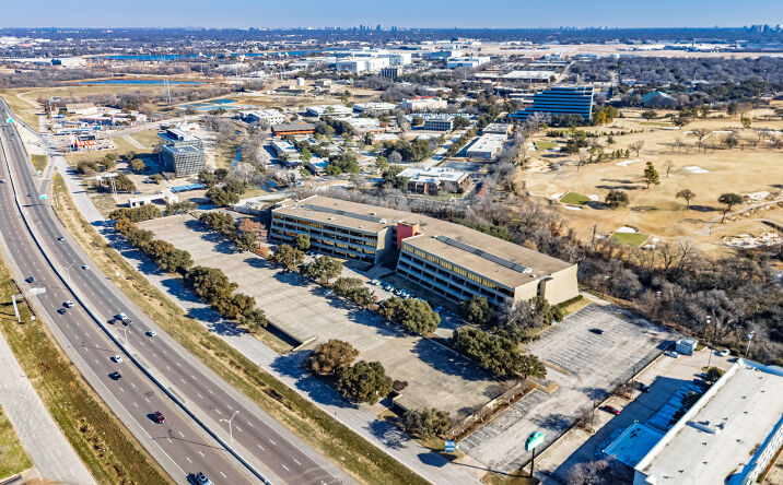 Pictures of Office property located at 8700 N Stemmons Fwy, Dallas, TX 75247 for sales - image #1