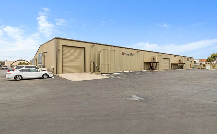Pictures of Industrial property located at 2605 W 1st St, Tempe, AZ 85281 for sales - image #1