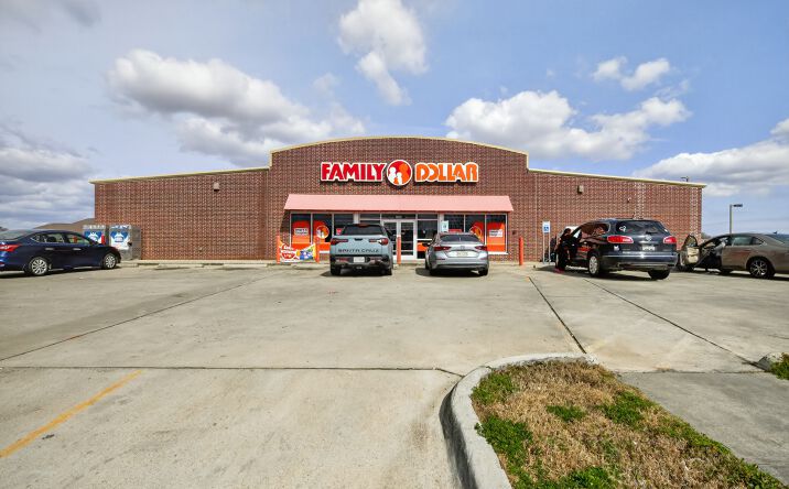 Pictures of Retail property located at 7750 9th Ave, Port Arthur, TX 77642 for sales - image #1