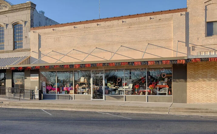 Pictures of Business for Sale property located at 520 N Main St, Schulenburg, USA 78956 for sales - image #1