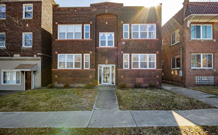 Pictures of Multifamily property located at 14620 Lake Shore Blvd, Cleveland, OH 44110 for sales - image #1