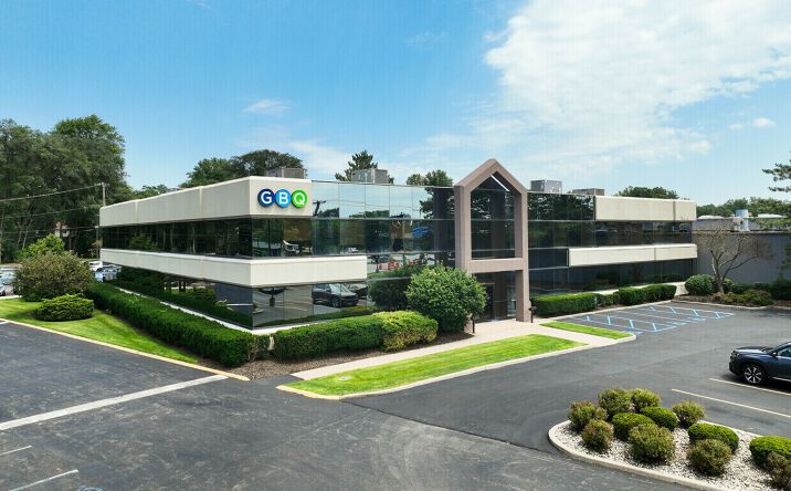 Pictures of Office property located at 5580 Monroe St, Sylvania, OH 43560 for sales - image #1