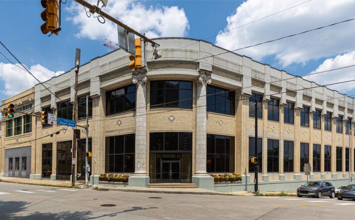 Pictures of Office property located at 4601 Baum Blvd, Pittsburgh, PA 15213 for sales - image #1
