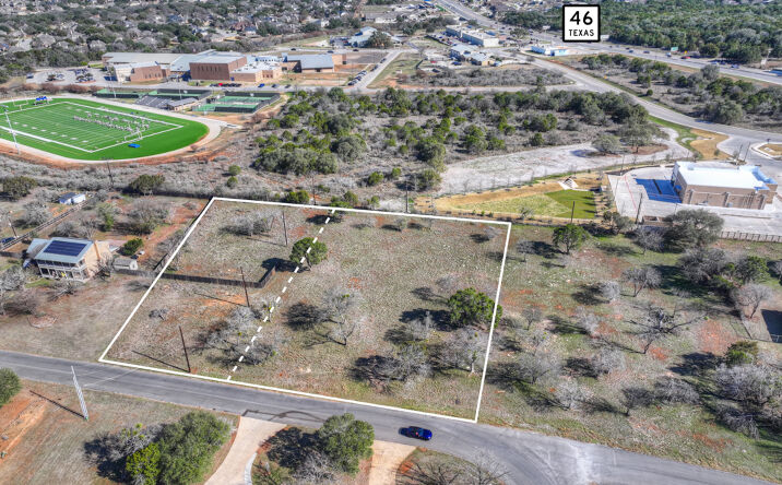 Pictures of Land property located at 314 Windsor Ln, New Braunfels, TX 78132 for sales - image #1