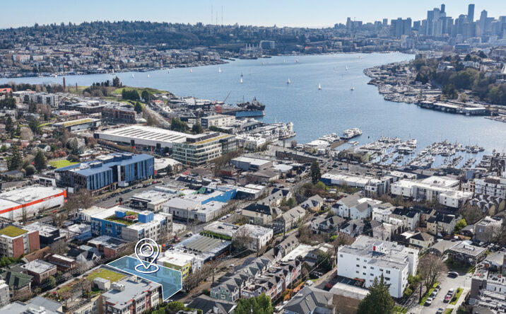 Pictures of Office property located at 3625 Woodland Park Ave N, Seattle, WA 98103 for sales - image #1