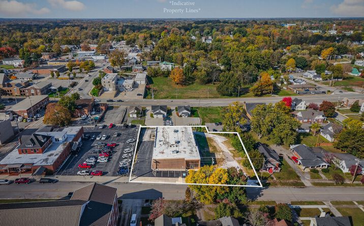 Pictures of Office property located at 105 College St, McMinnville, TN 37110 for sales - image #1