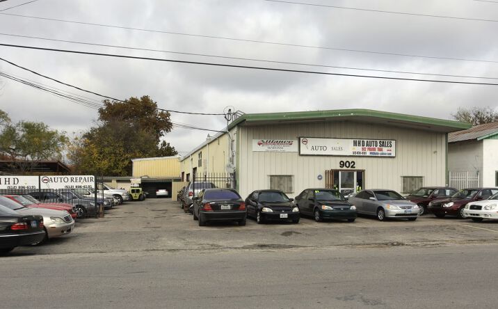 Pictures of Retail property located at 902 Prairie Trail, Austin, TX 78758 for sales - image #1