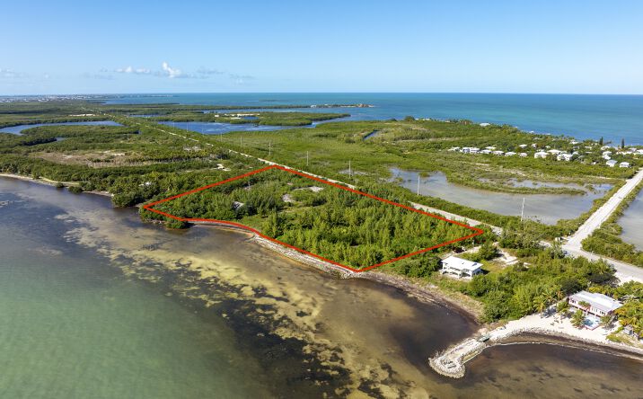Pictures of Land property located at 57468 Overseas Hwy, Marathon, FL 33050 for sales - image #1