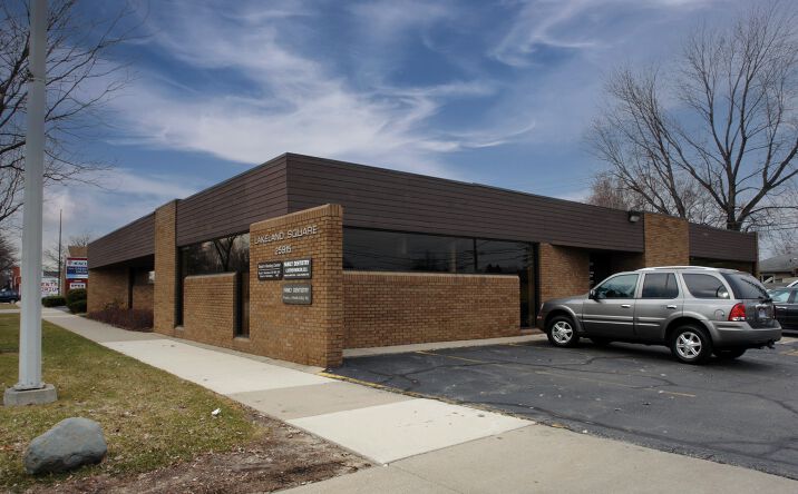Pictures of Office property located at 25915 Harper Ave, St. Clair Shores, MI 48081 for sales - image #1