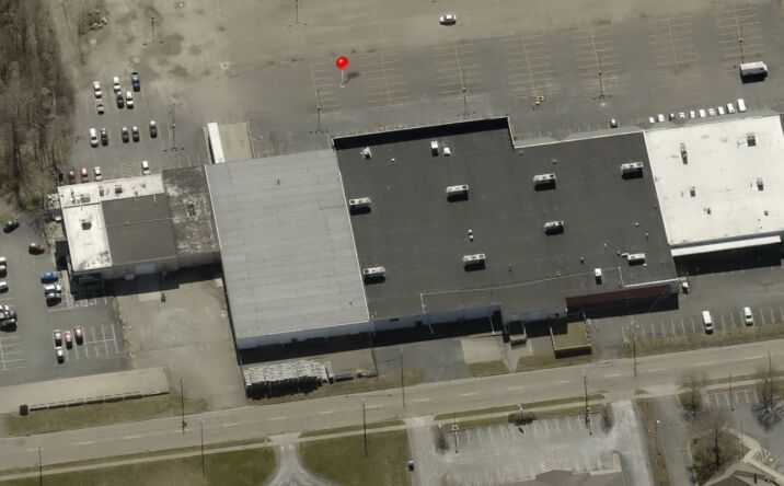 Pictures of Industrial property located at 1117 Bowers Ave NW, New Philadelphia, OH 44663 for sales - image #1