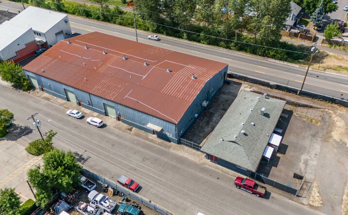 Pictures of Industrial, Office property located at 3195 Meadow Ln, Eugene, OR 97402 for sales - image #1