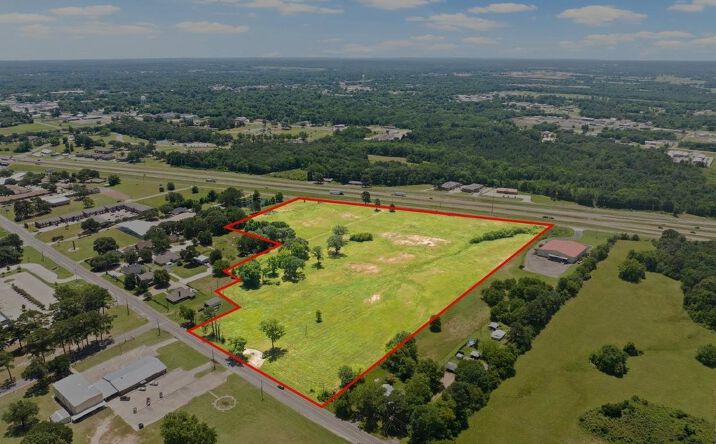 Pictures of Land property located at TBD N Interstate 30 Service Road, Mount Pleasant, TX 75455 for sales - image #1