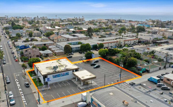 Pictures of Mixed Use, Multifamily, Office, Retail property located at 1858 Cable St, San Diego, CA 92107 for sales - image #1