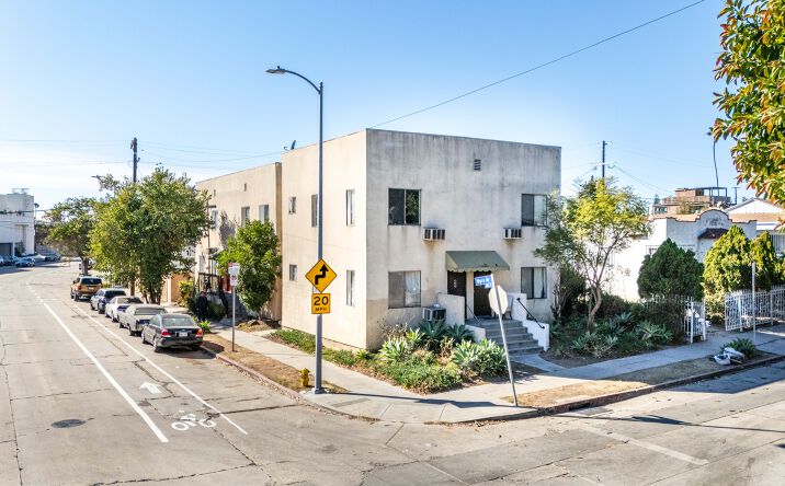 Pictures of Multifamily property located at 4202 Lexington Ave, Los Angeles, CA 90029 for sales - image #1