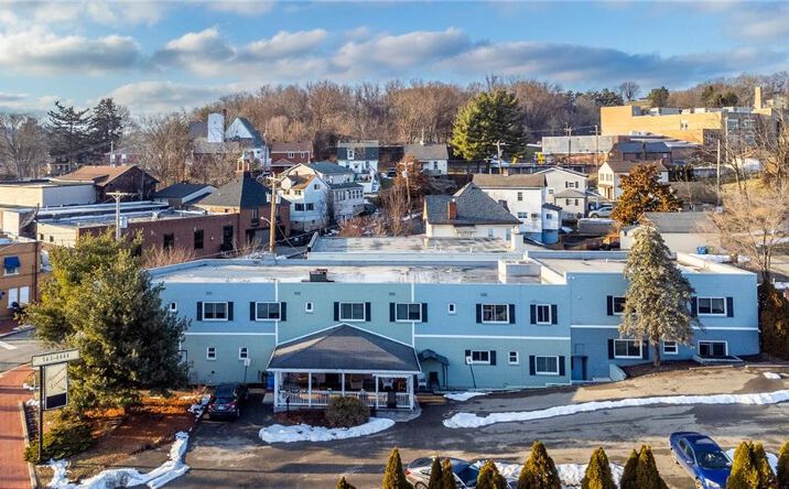 Pictures of Retail property located at 3768 Willow Ave, Castle Shannon, PA 15234 for sales - image #1