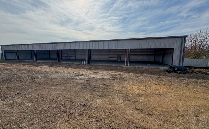 Pictures of Industrial, Retail, Special Purpose property located at 4930 Mansfield Highway, Forest Hill, TX 76119 for sales - image #1