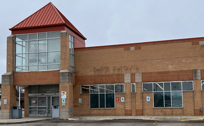 Pictures of Retail property located at 2222 W Capitol Dr, Milwaukee, WI 53209 for sales - image #1