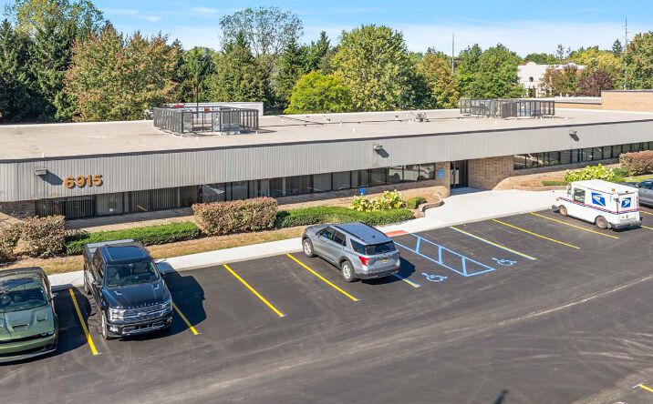 Pictures of Office property located at 6915 Rochester Rd, Troy, MI 48085 for sales - image #1
