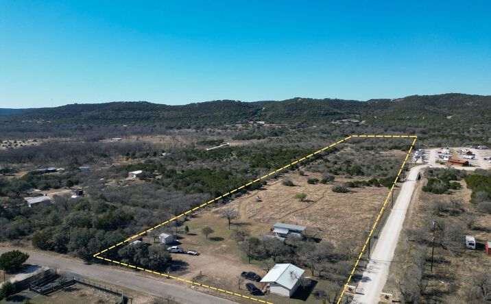 Pictures of Land property located at 831 Magers Rd, Concan, USA 78838 for sales - image #1