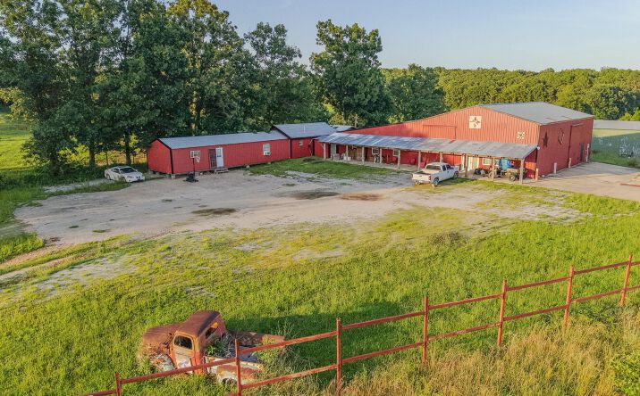 Pictures of Retail property located at 3768 Private Rd 1271, Willow Springs, MO 65793 for sales - image #1