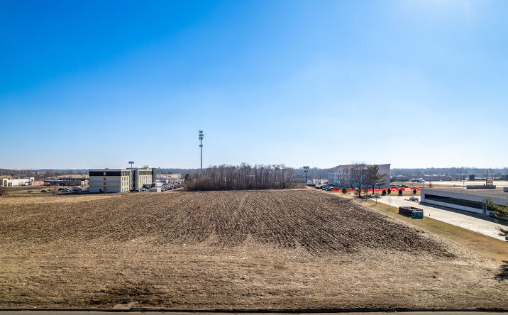 Pictures of Land property located at 74XX Rock Valley Parkway, Loves Park, IL 61111 for sales - image #1