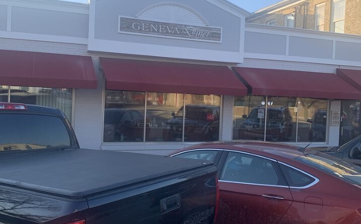 Pictures of Retail property located at 14 S 2nd Street, Geneva, IL 60134 for sales - image #1