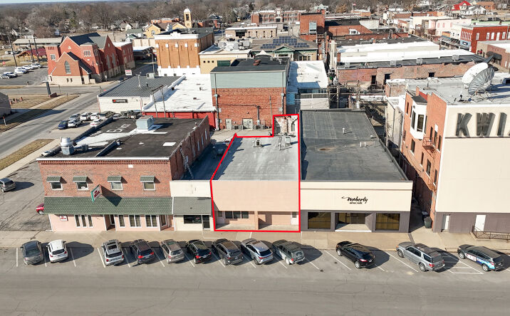 Pictures of Retail property located at 113 N Williams St., Moberly, MO 65270 for sales - image #1