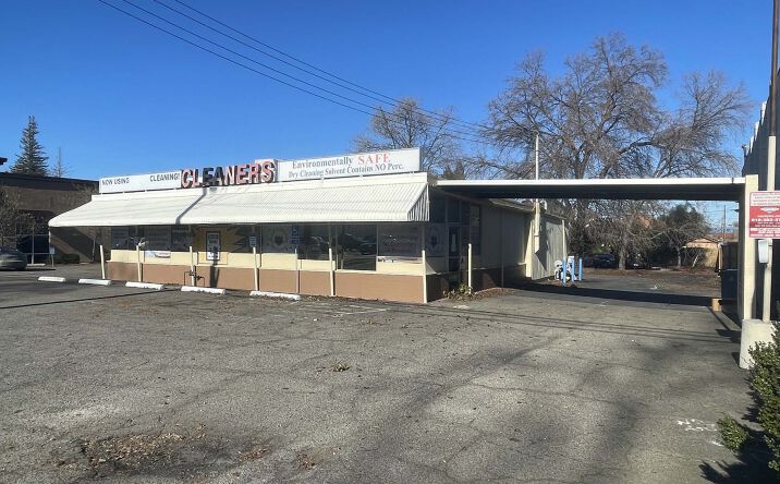 Pictures of Retail property located at 5901 Folsom Blvd, Sacramento, CA 95819 for sales - image #1