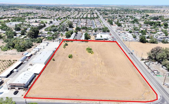 Pictures of Land property located at Almond Ave, Oakley, CA 94561 for sales - image #1