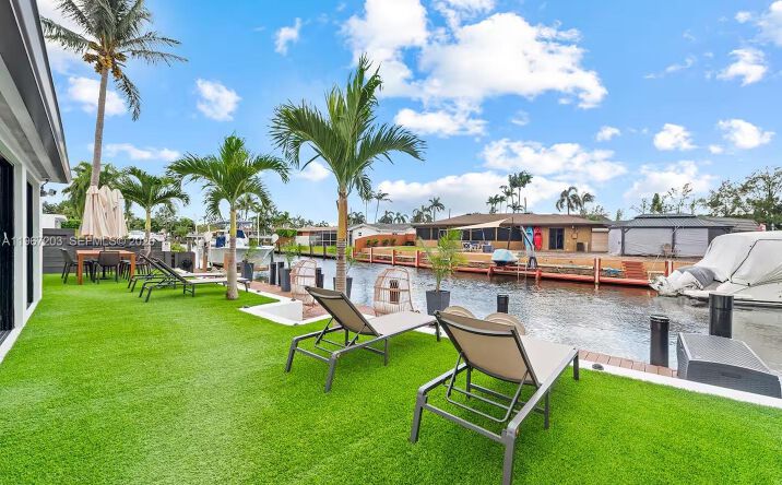 Pictures of Multifamily property located at 1469 NW 10th St, Dania Beach, FL 33004 for sales - image #1