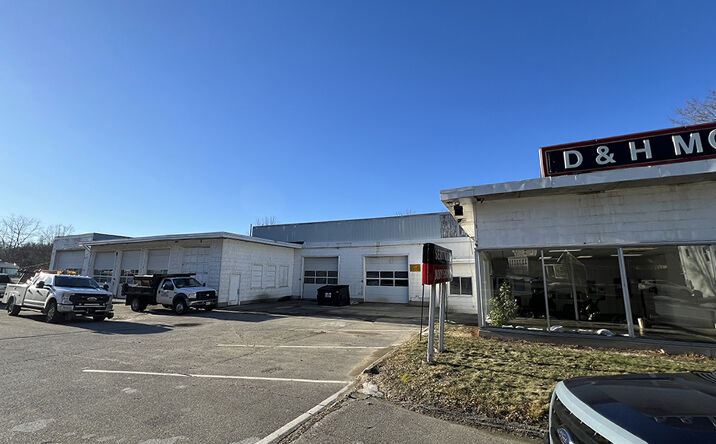 Pictures of Industrial property located at 511 Water St, Gardiner, ME 04345 for sales - image #1