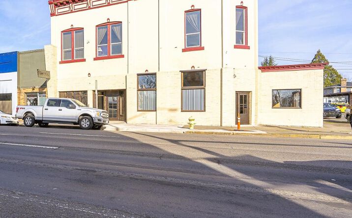 Pictures of Hospitality, Mixed Use, Office, Retail property located at 811 E 1st St, Newberg, OR 97132 for sales - image #1