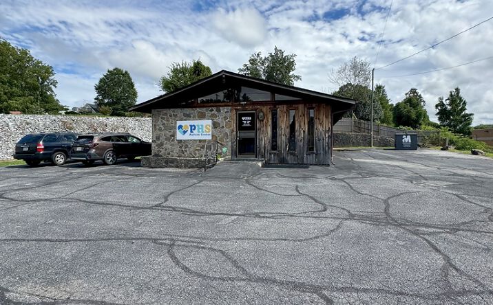 Pictures of Mixed Use, Office property located at 5145 Kings Mountain Rd, Collinsville, VA 24078 for sales - image #1