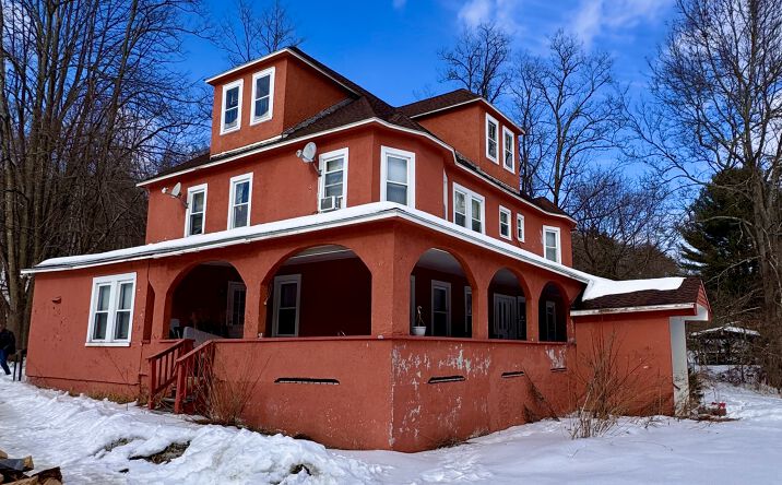 Pictures of Multifamily property located at 3 Old Minisink Trail, Ellenville, NY 12428 for sales - image #1