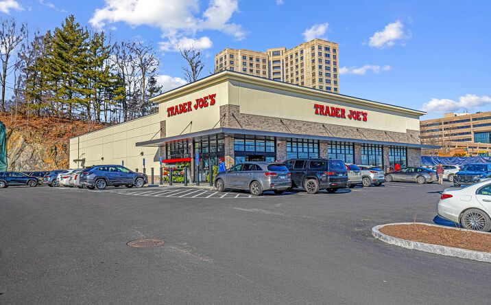 Pictures of Retail property located at 775 Bridgeport Ave, Shelton, CT 06484 for sales - image #1