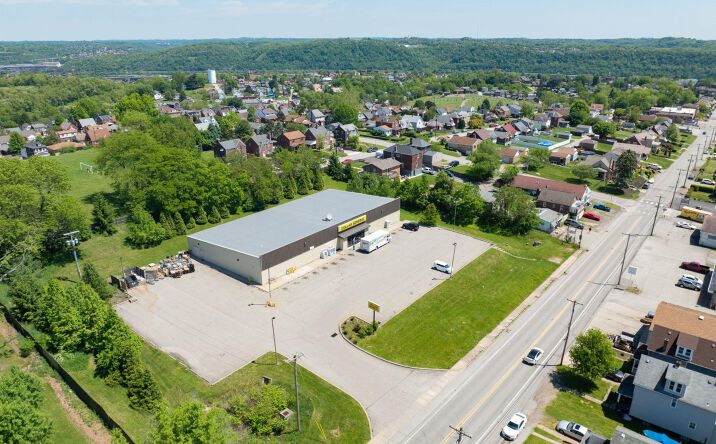 Pictures of Retail property located at 1830 Pennsylvania Ave, West Mifflin, PA 15122 for sales - image #1