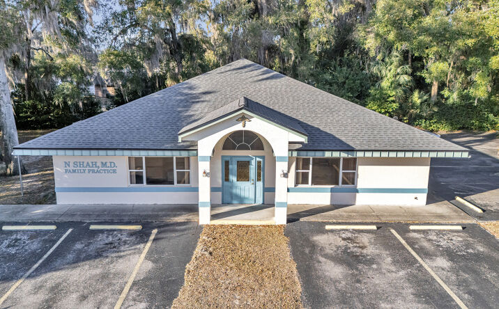 Pictures of Office property located at 20281 E Pennsylvania Ave, Dunnellon, FL 34432 for sales - image #1