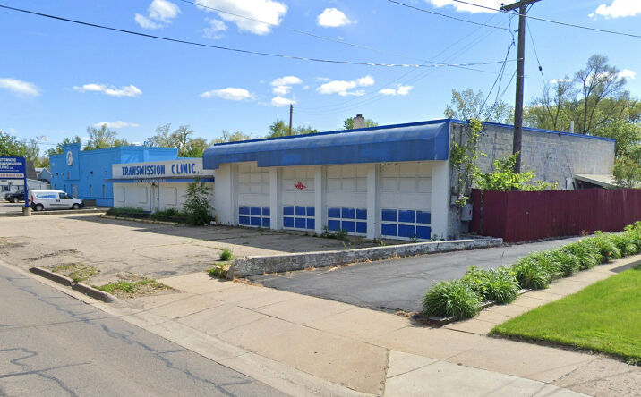 Pictures of Industrial, Retail property located at 2704 Portage Street, Kalamazoo, MI 49001 for sales - image #1