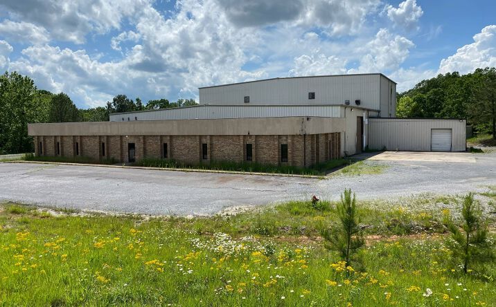 Pictures of Industrial property located at 6936 Industrial Rd, Nunnelly, TN 37137 for sales - image #1
