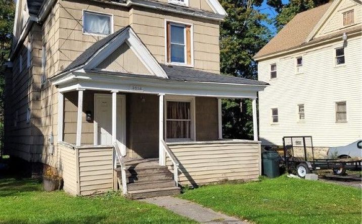 Pictures of Multifamily property located at 3514 S Salina St, Syracuse, NY 13205 for sales - image #1