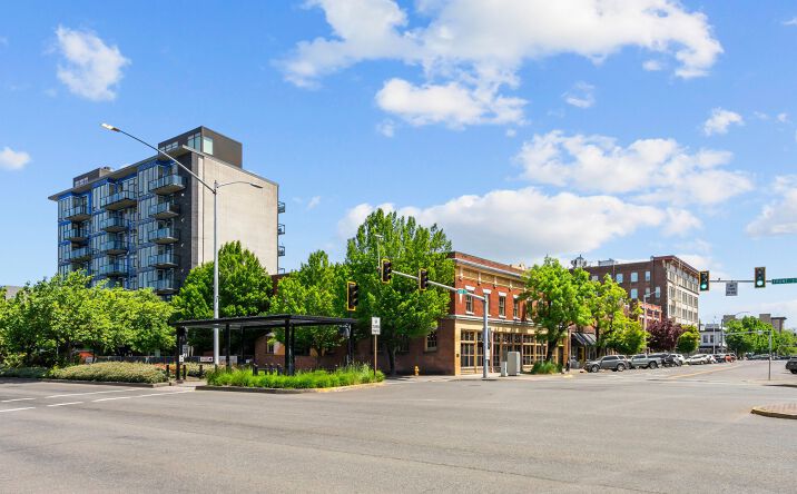 Pictures of Retail property located at 140 Front Street, Salem, OR 97301 for sales - image #1