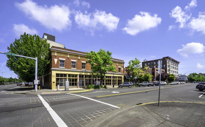 Pictures of Retail property located at 217 State St, Salem, OR 97301 for sales - image #1