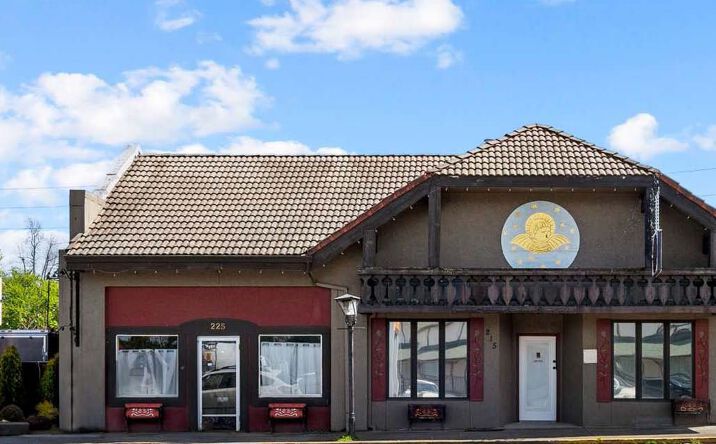 Pictures of Office property located at 215 N Main St, Mount Angel, OR 97362 for sales - image #1
