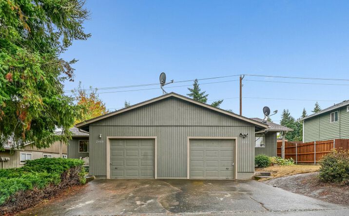 Pictures of Multifamily property located at 2486-2488 Wintergreen Ave NW, Salem, OR 97304 for sales - image #1
