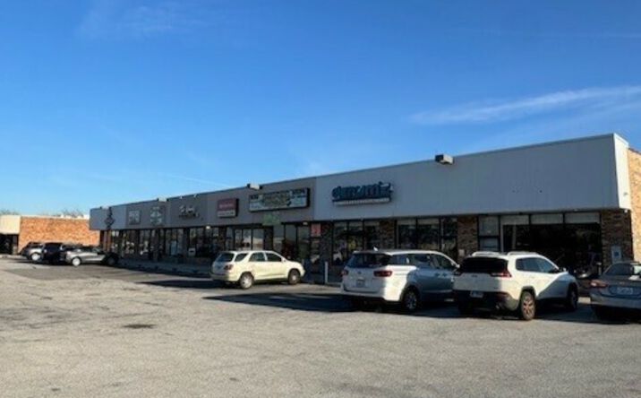 Pictures of Retail property located at 4019 175th St, Country Club Hills, IL 60478 for sales - image #1
