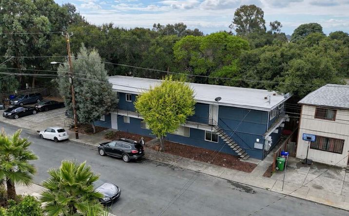 Pictures of Multifamily property located at 3257 Delaware St, Oakland, CA 94602 for sales - image #1