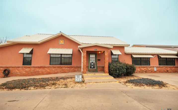 Pictures of Office property located at 3316 Lilac Road, Clovis, NM 88101 for sales - image #1