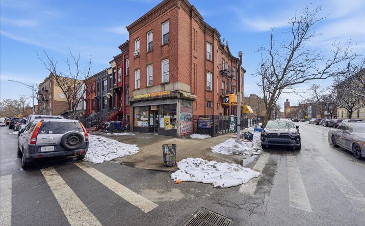 Pictures of Multifamily property located at 426 Decatur Street, New York, NY 11233 for sales - image #1