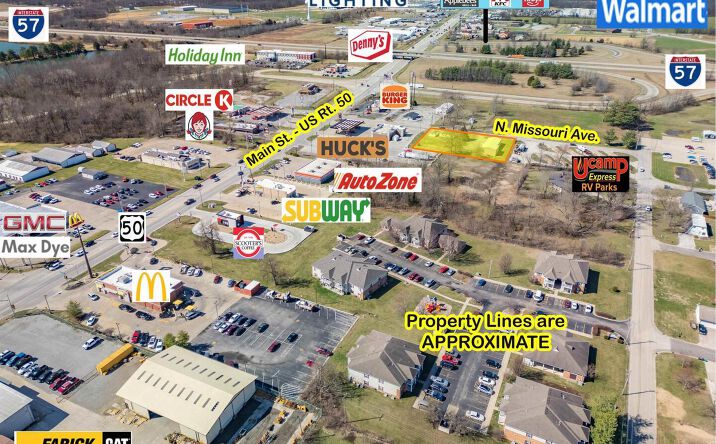 Pictures of Retail property located at 112 N MISSOURI Avenue, Salem, IL 62881 for sales - image #1