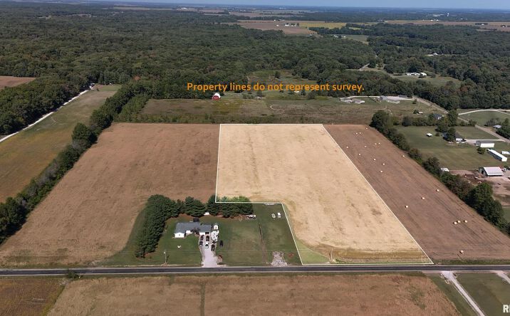 Pictures of Land property located at E COON CREEK Road, Flora, IL 62839 for sales - image #1